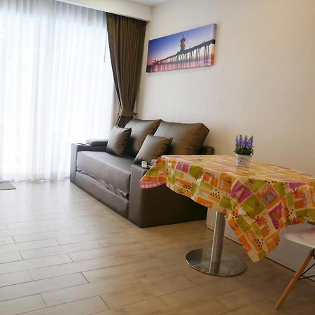 Seven Seas Resort Pattaya & Sofa Bed Praia de Jomtien Exterior foto