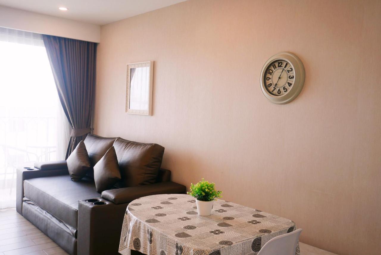 Seven Seas Resort Pattaya & Sofa Bed Praia de Jomtien Exterior foto