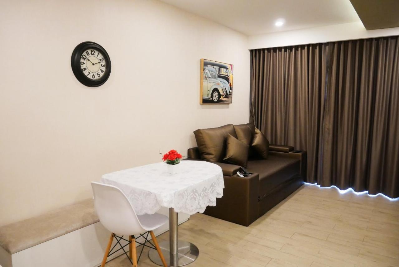 Seven Seas Resort Pattaya & Sofa Bed Praia de Jomtien Exterior foto