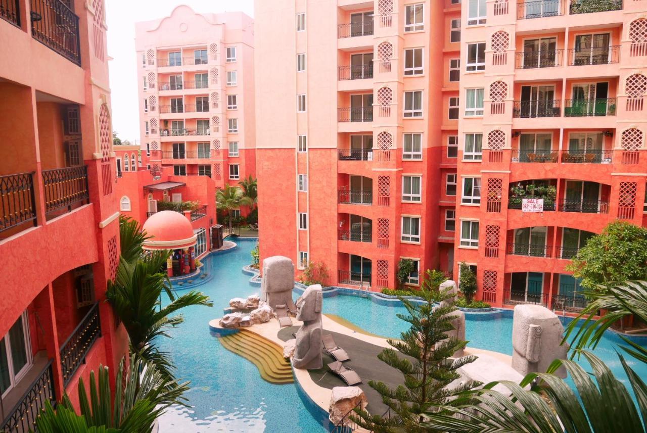 Seven Seas Resort Pattaya & Sofa Bed Praia de Jomtien Exterior foto