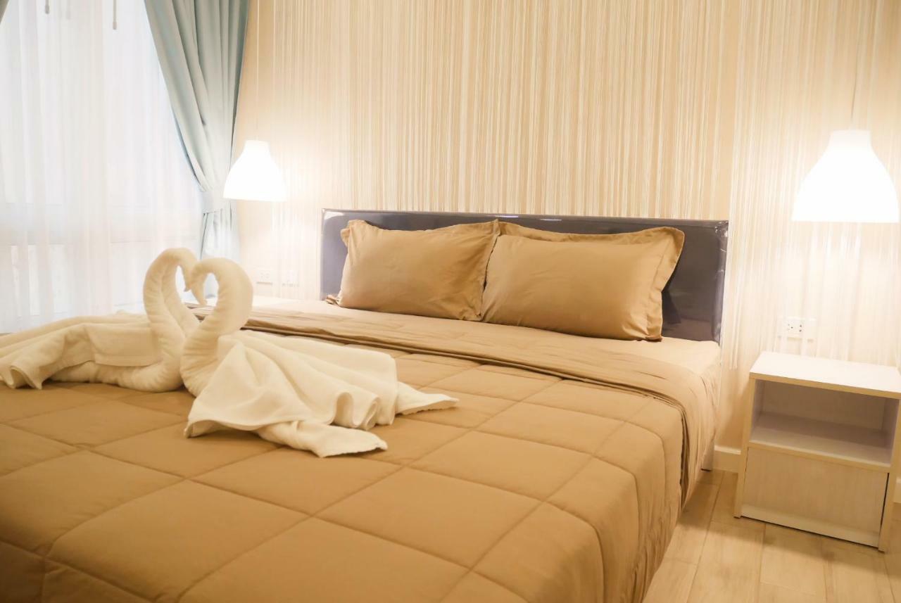 Seven Seas Resort Pattaya & Sofa Bed Praia de Jomtien Exterior foto