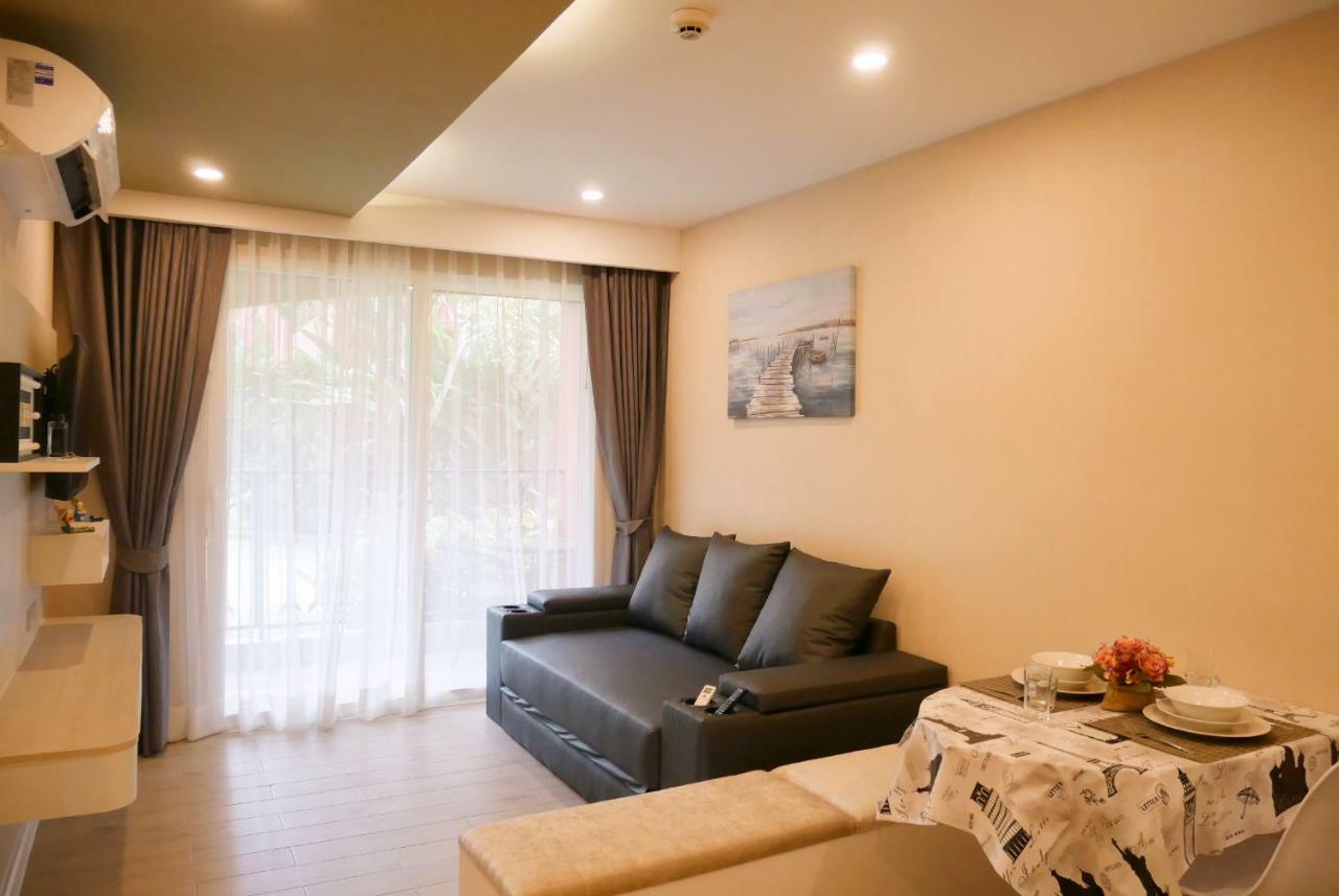 Seven Seas Resort Pattaya & Sofa Bed Praia de Jomtien Exterior foto