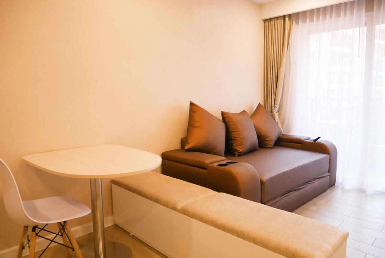 Seven Seas Resort Pattaya & Sofa Bed Praia de Jomtien Exterior foto