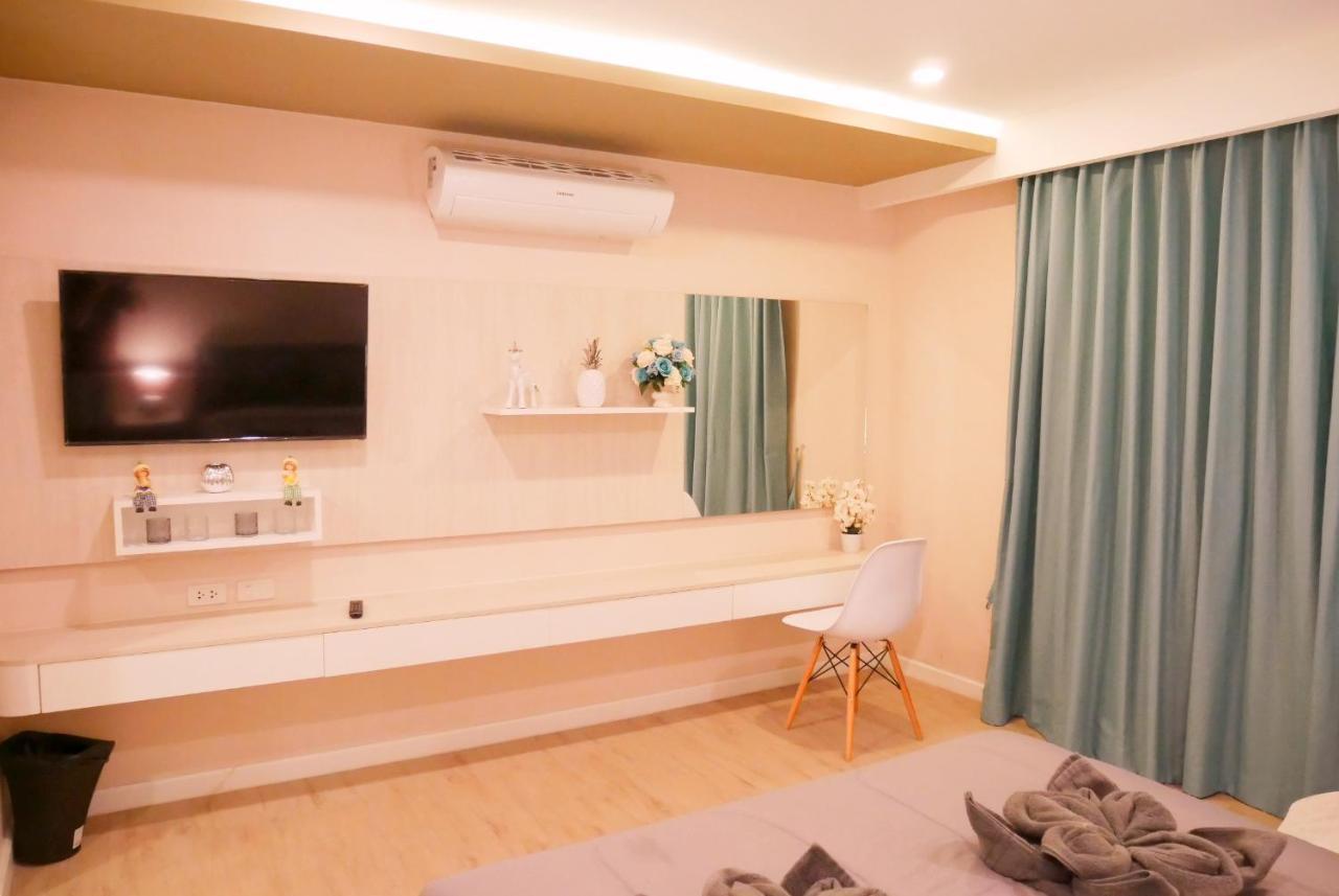 Seven Seas Resort Pattaya & Sofa Bed Praia de Jomtien Exterior foto